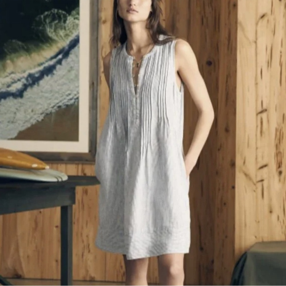 Faherty Blue and White Striped Dress Size Medium